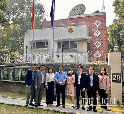 Đoàn Du lịch Việt Nam đến Đại sứ quán Việt Nam tại Ấn Độ chuẩn bị Diễn đàn Xúc tiến Du lịch - Đầu tư - Thương mại Việt Nam tại New Delhi